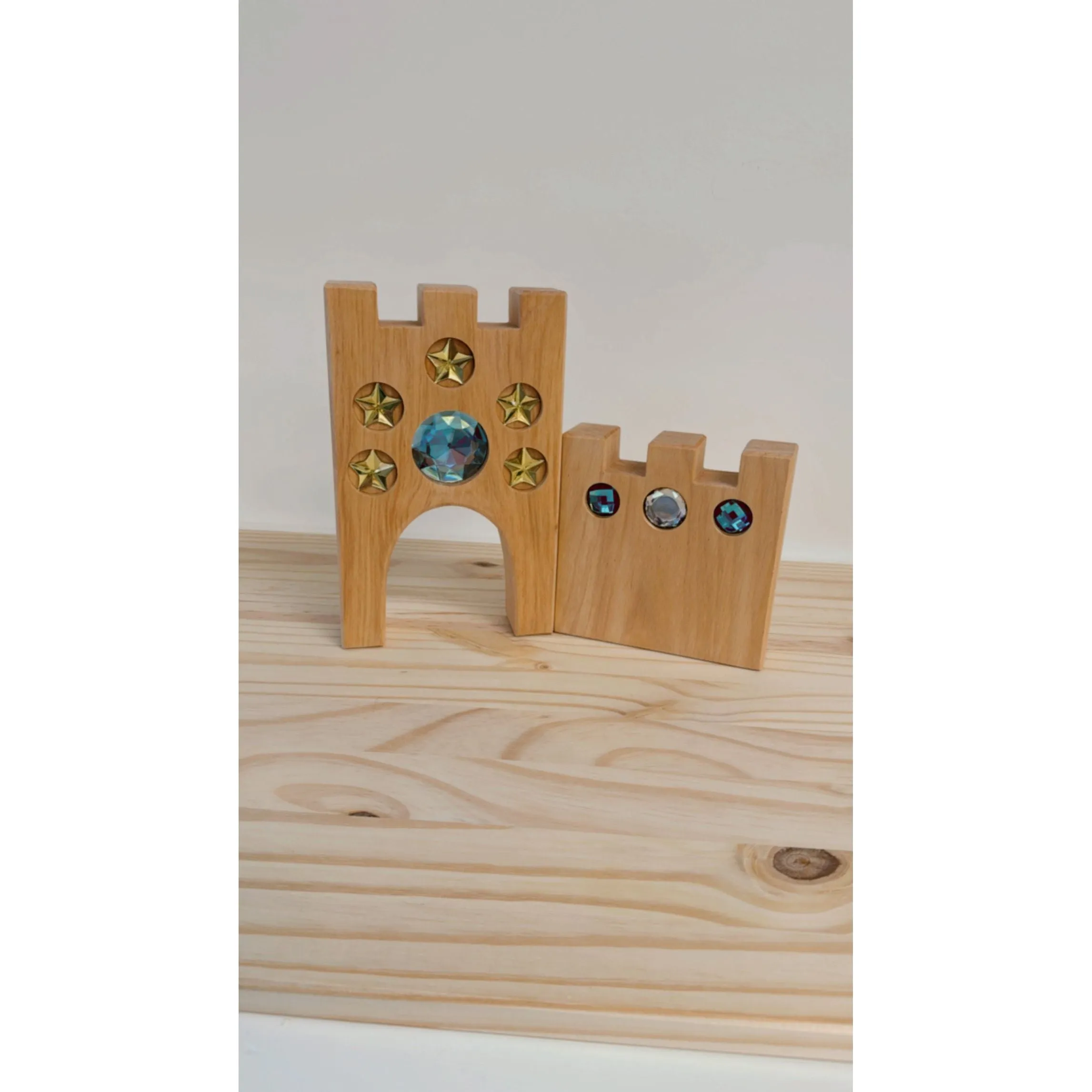 Bauspiel |  Fairytale Gem Castle 16pcs (Ships end of November)