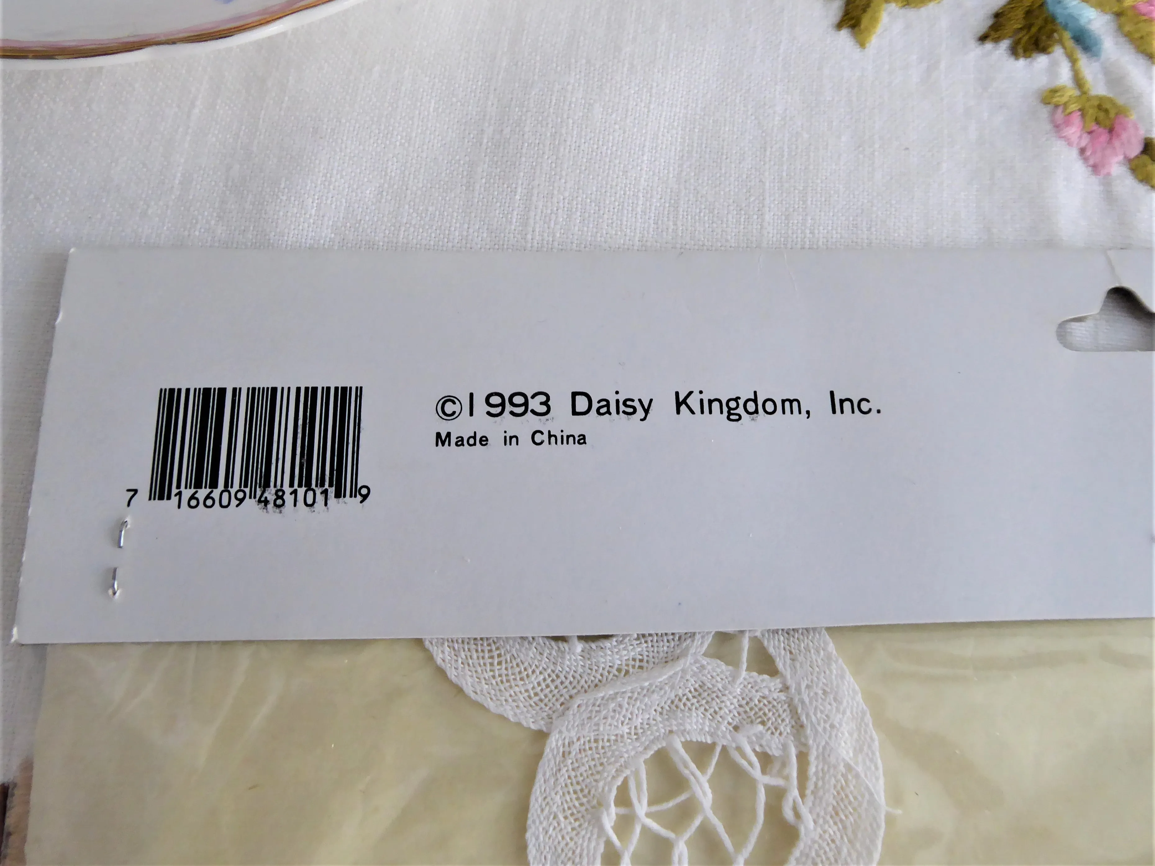 Daisy Kingdom Battenburg Lace Collar 1993 For Simplicity Pattern 8870 White Lace