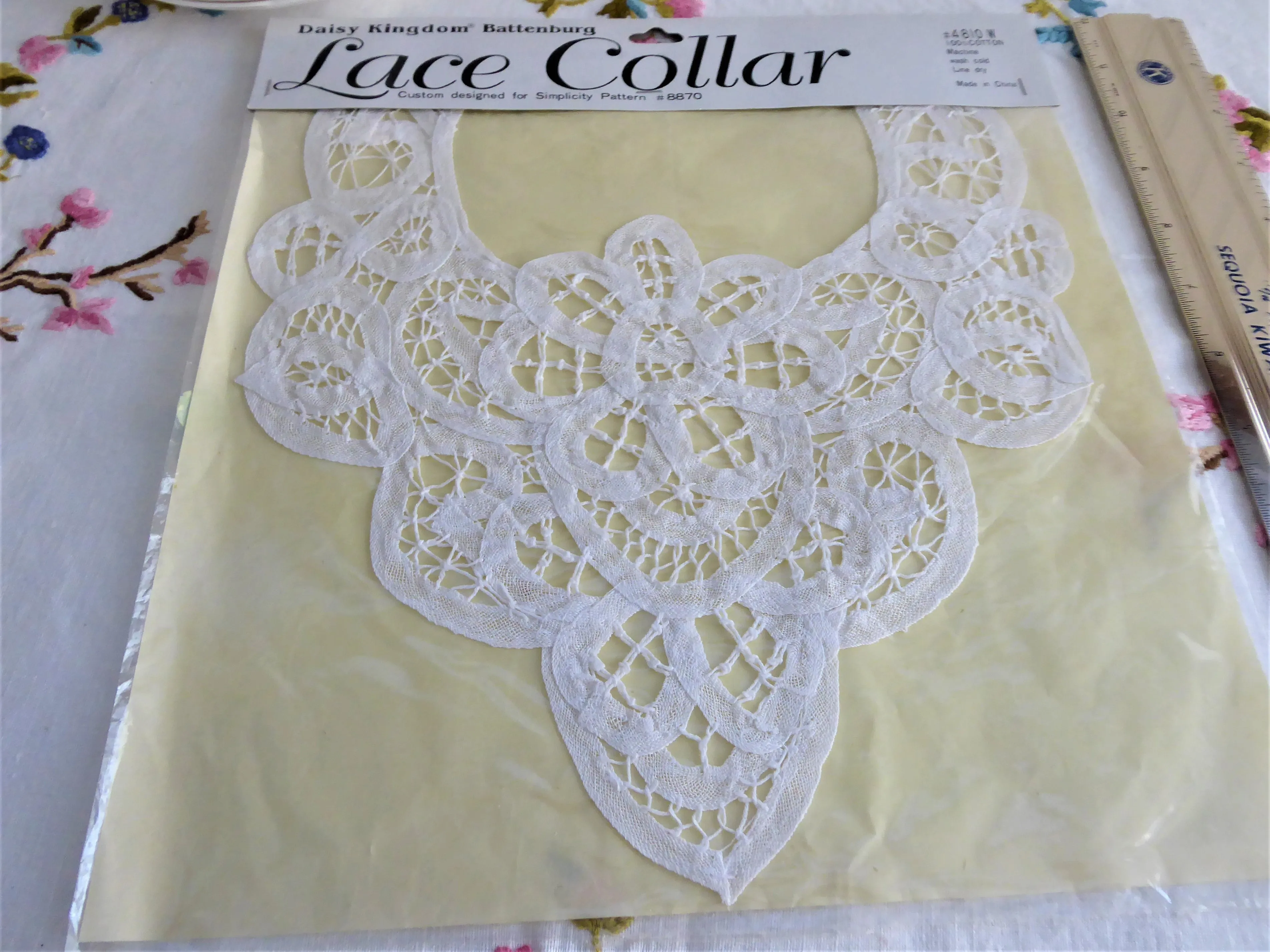 Daisy Kingdom Battenburg Lace Collar 1993 For Simplicity Pattern 8870 White Lace