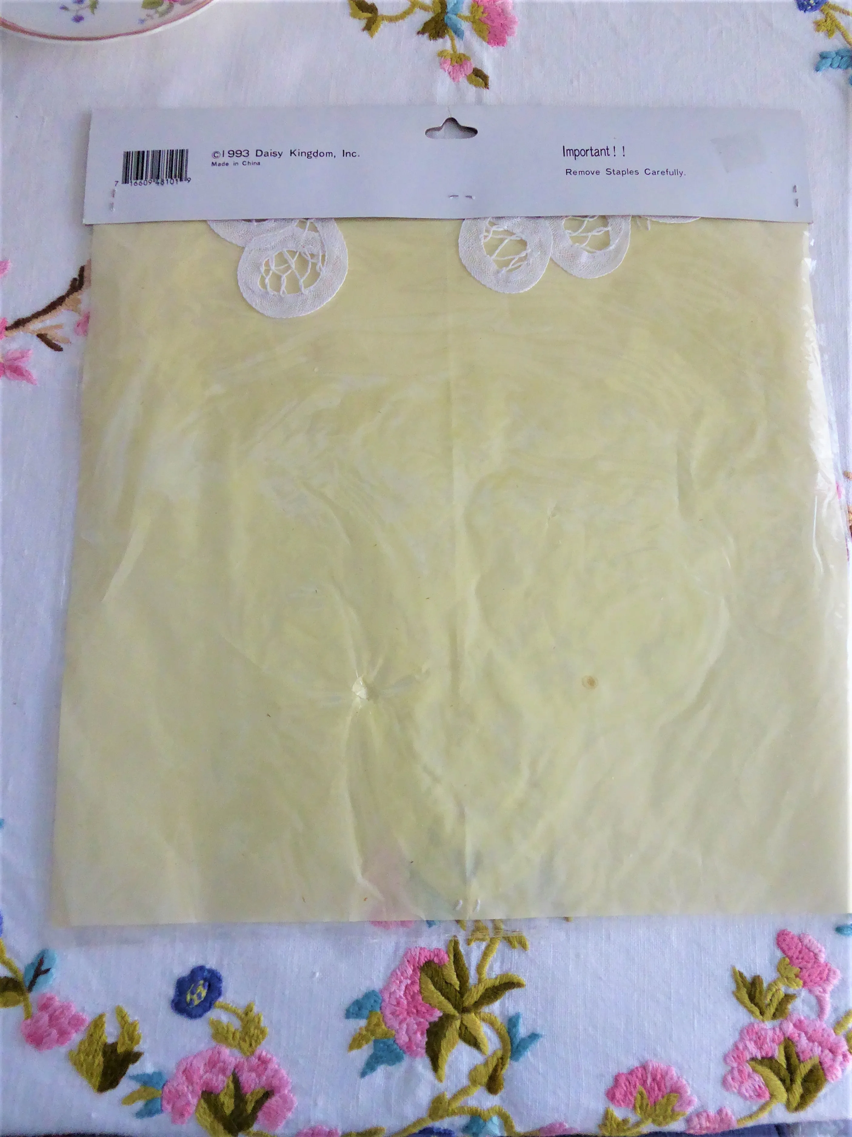 Daisy Kingdom Battenburg Lace Collar 1993 For Simplicity Pattern 8870 White Lace