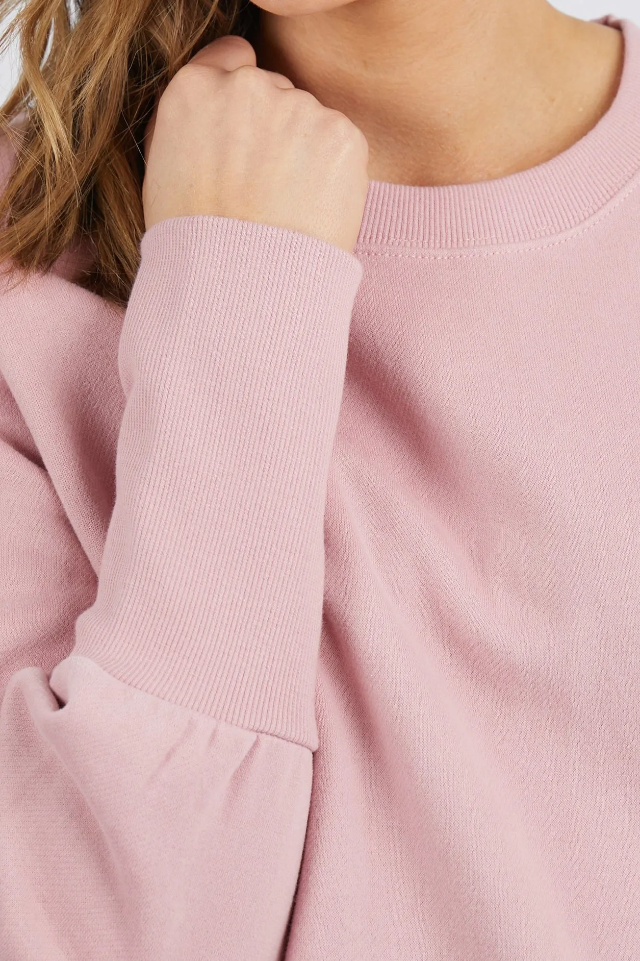 Divine Cosy Crew in Dusty