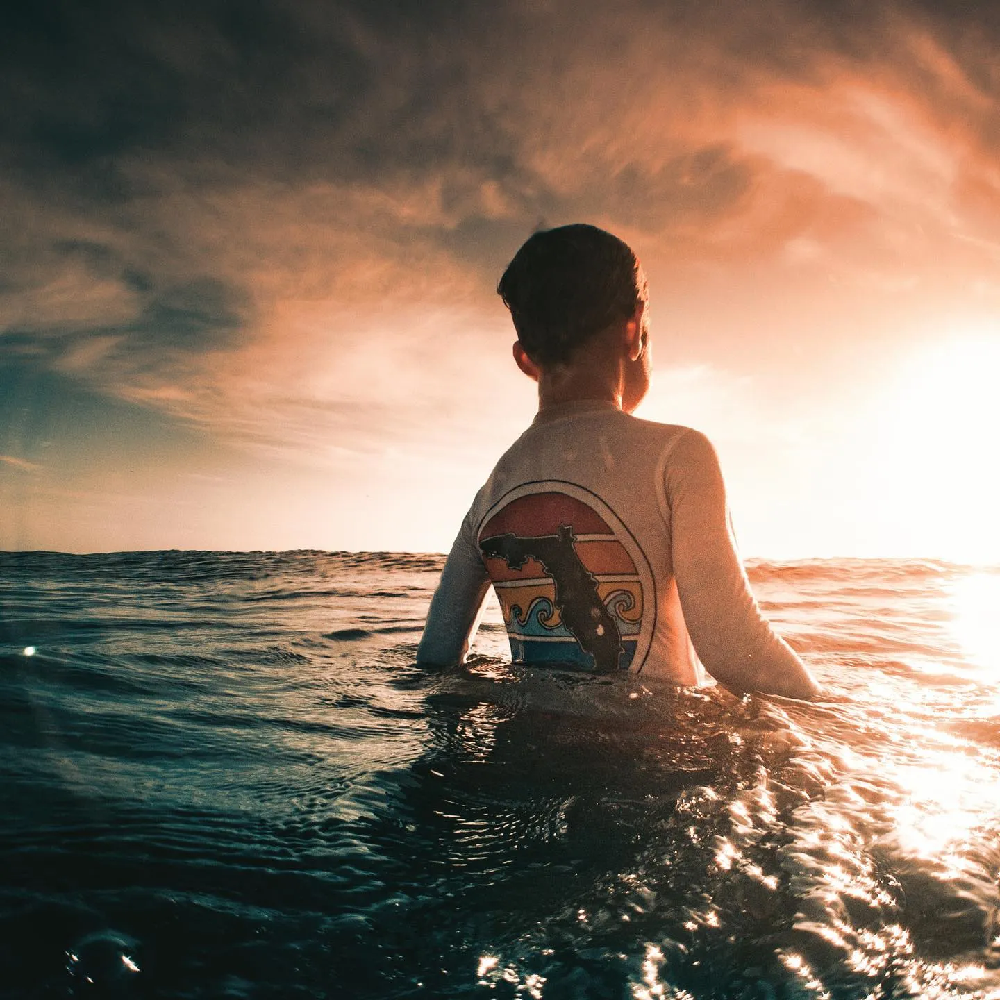 FLORIDA SUNSET YOUTH SOLAR SHIRT - WHITE
