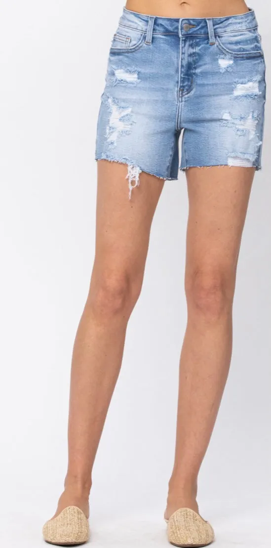 High waist destroyed shorts