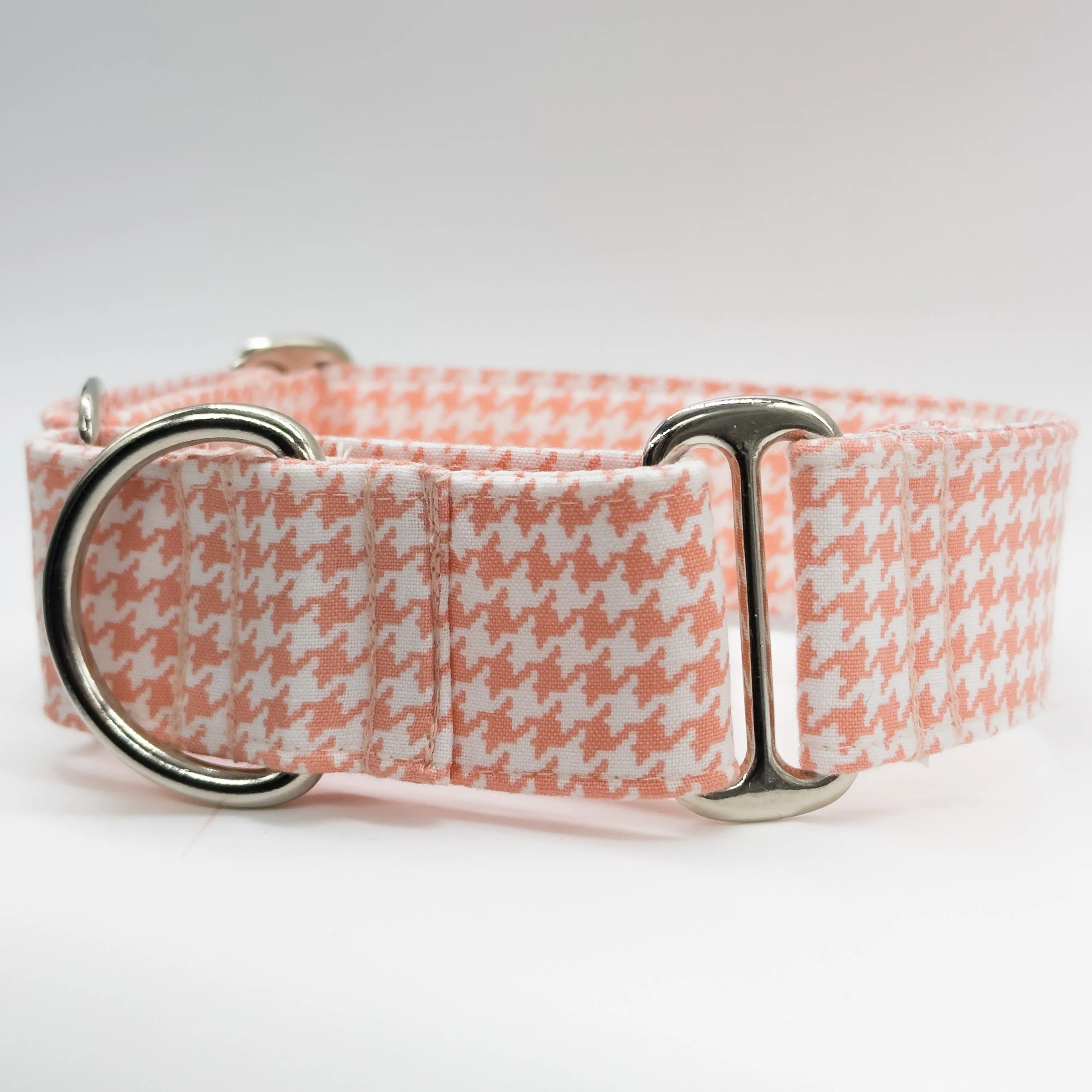 Martingale Collar - Houndstooth Peach