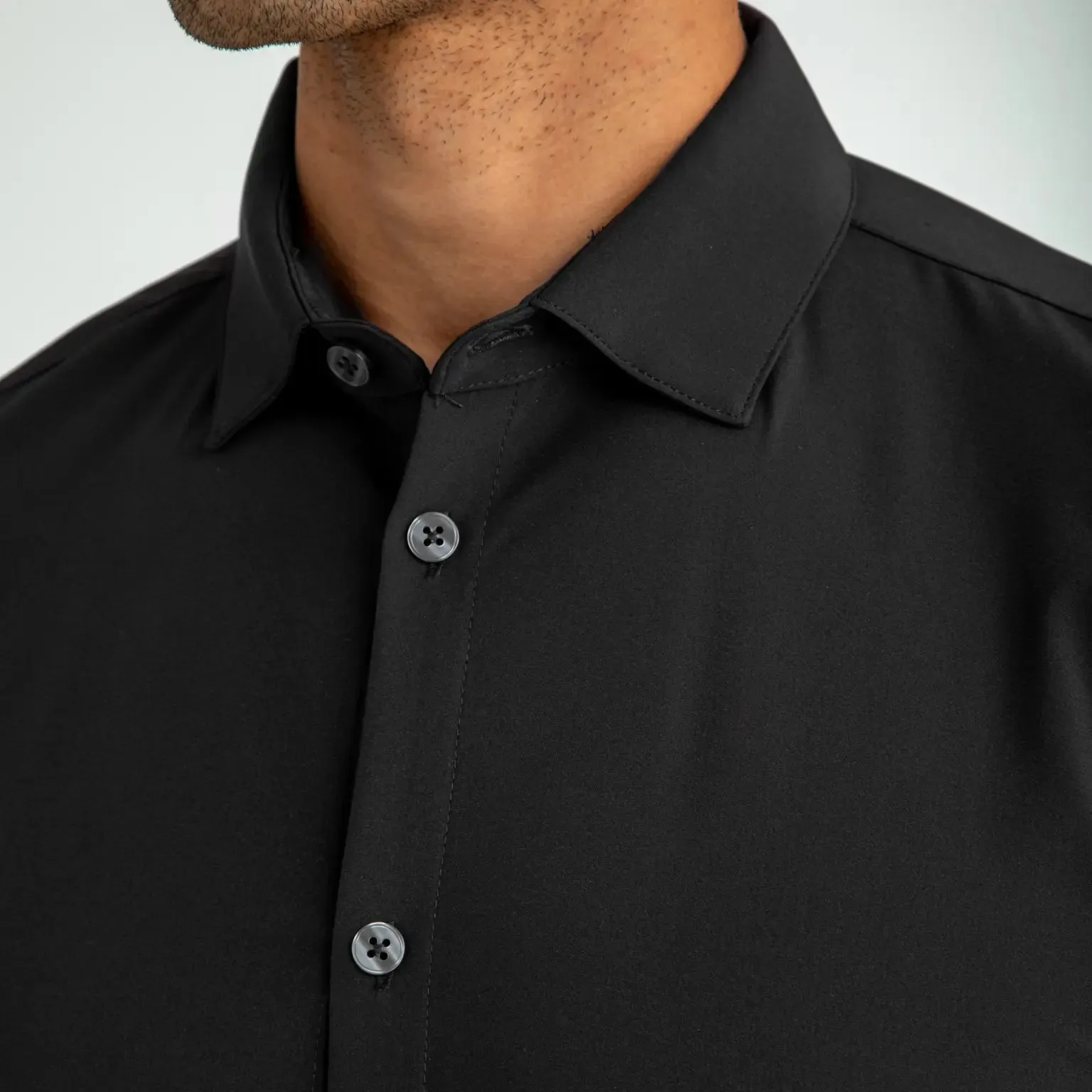 Mizzen Main Leeward Dress Shirt in Solid Black
