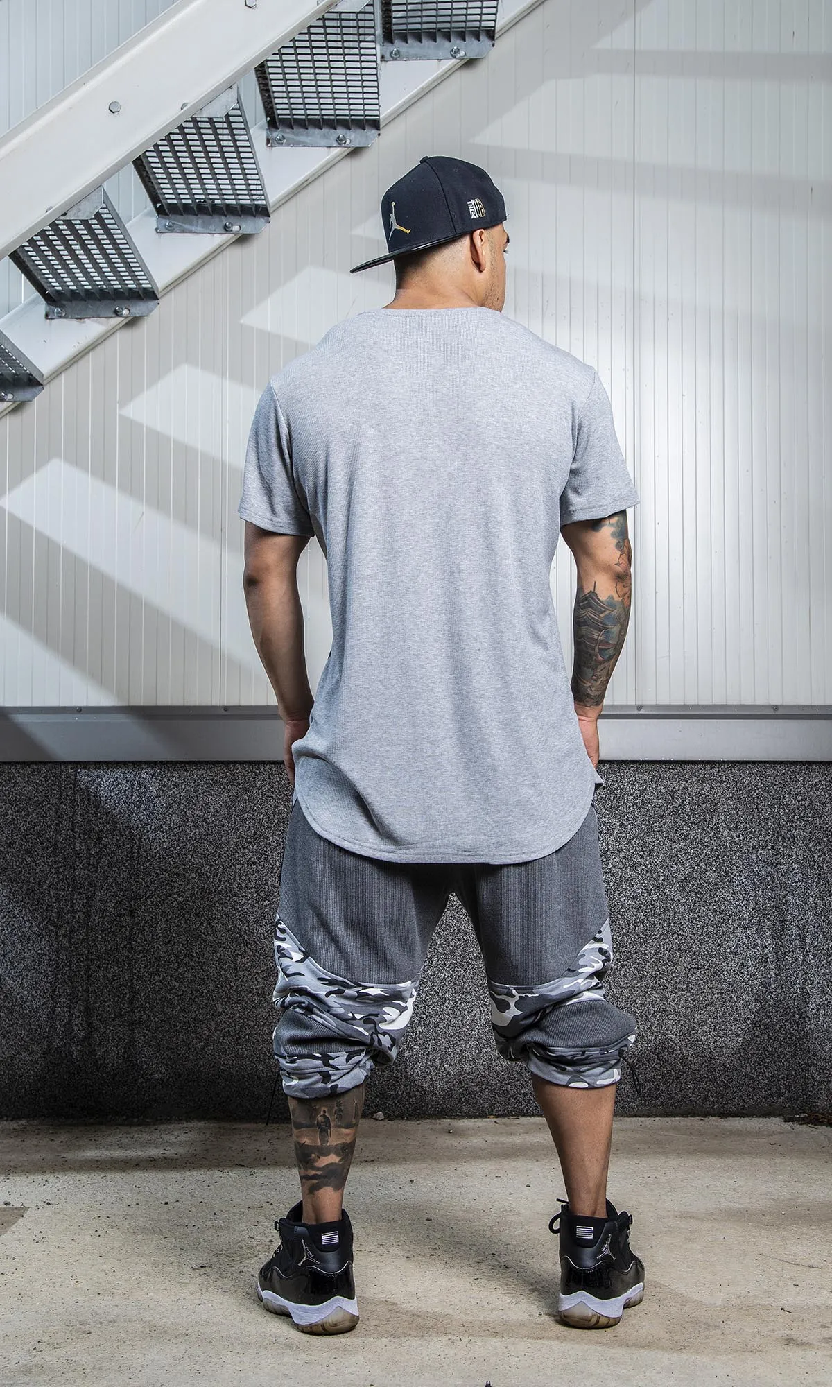 Rib T-Shirt with Curved Hemline
