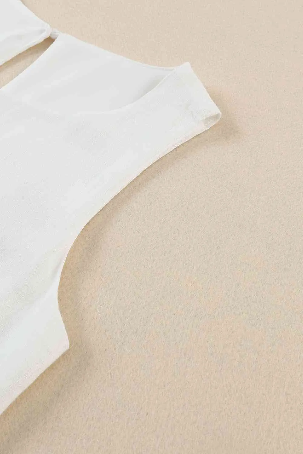 Round Neck Sleeveless Jumpsuit