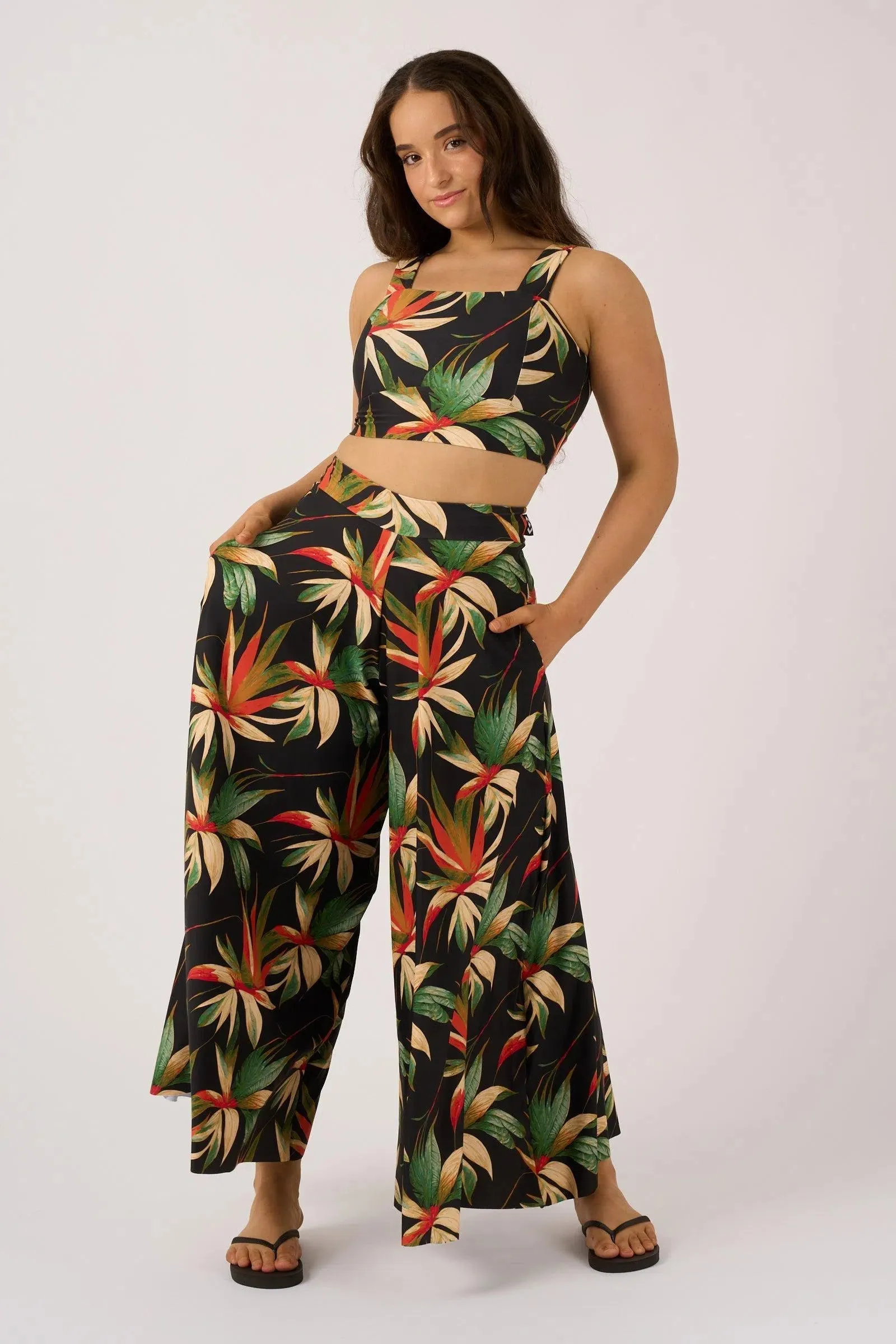Silky Square Neck Comfort Crop Top - Black Tropico