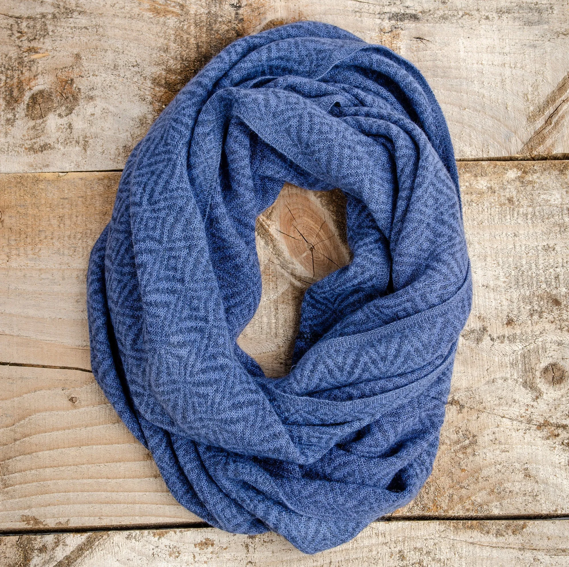 Soft Hand-Knitted Wool Infinity Scarf (Burgundy)