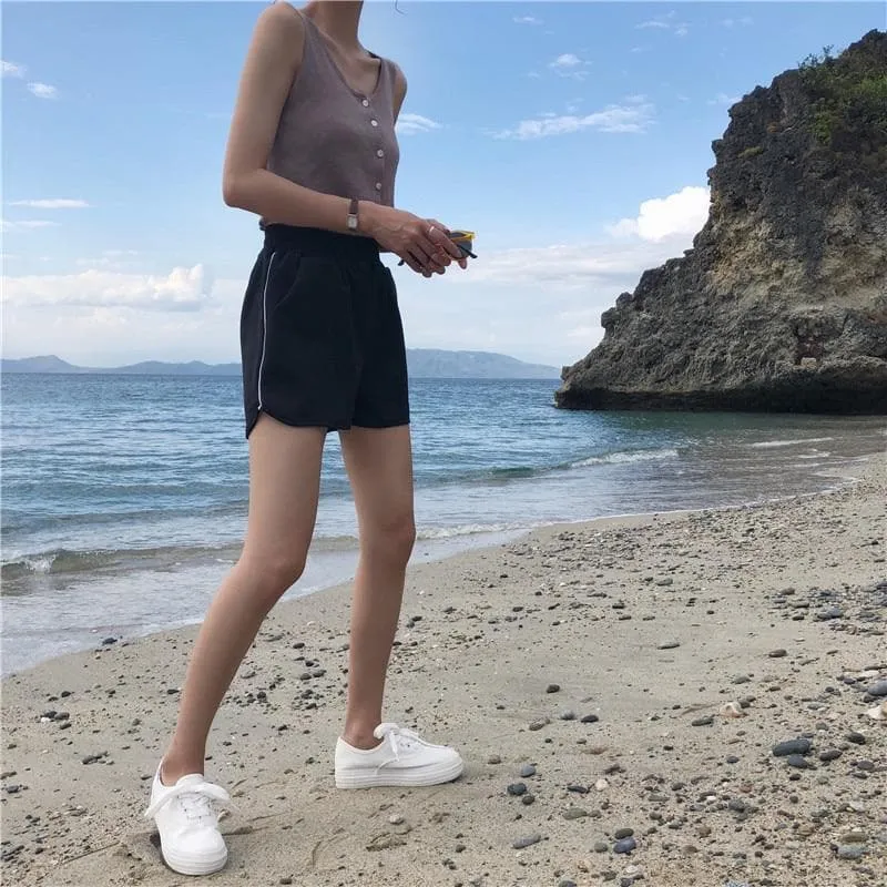 Sporty Shorts With Side Stripe
