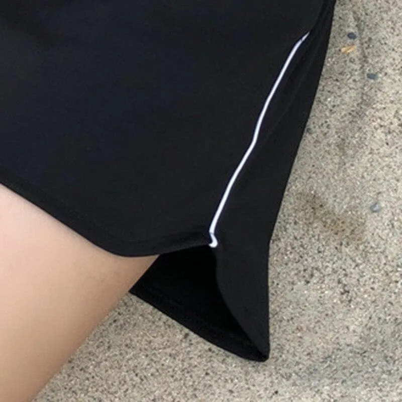 Sporty Shorts With Side Stripe