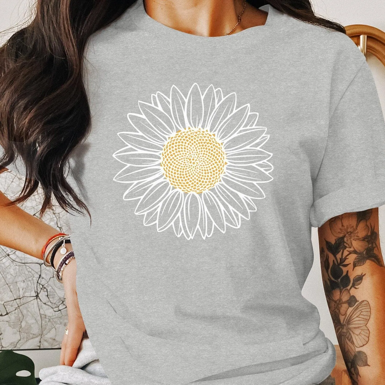 Sunflower Graphic T-Shirt, Floral Artwork Tee, Summer Casual Shirt, Trendy Botanical Design, Comfortable Everyday Tank