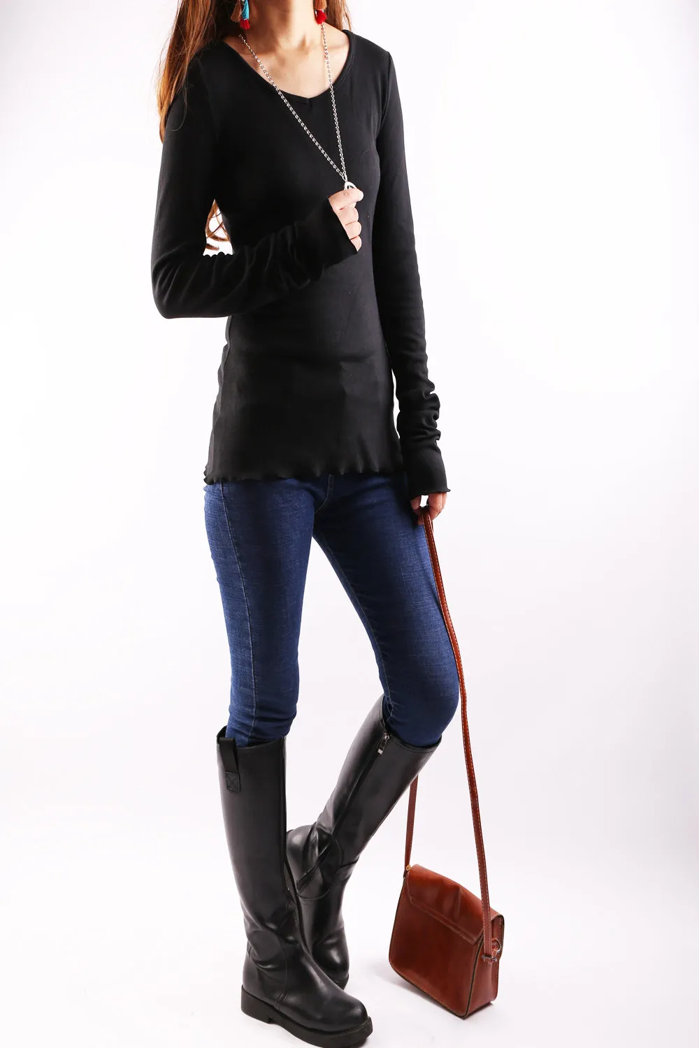 Women's Long Long Sleeves top, bottoming Cotton t-Shirt, Black shirt, v-neck top, form fitting top(Y1117)
